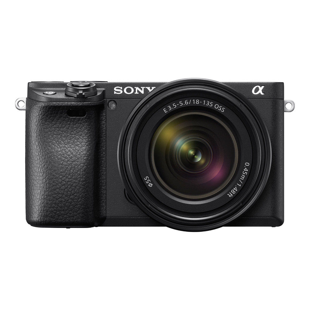 Sony Alpha A6400 Systemkamera mit 18-135mm Objektiv